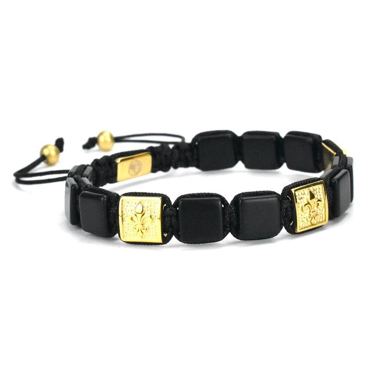 Made with 10mm two tone blocks - Black x Gold. Blocks are made with premium stainless steel. One size fits all. Comes with a polished Man-ique box. Polished Man, String Bracelet, Bracelet Sizes, One Size Fits All, Two Tone, 18k Gold, Gold Plate, Plating, Beaded Bracelets