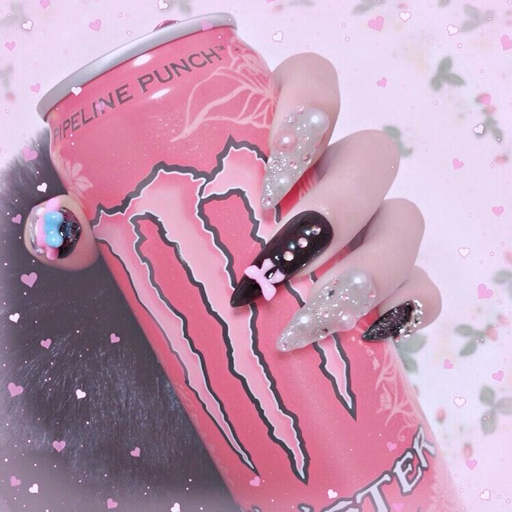 Jirai Kei Makeup Products, Jirai Kei Nails, Jirai Kei Makeup, Pink Goth Aesthetic, Heart Aura, Girly Kei, New Radicals, Pink Goth, Monster Energy Drink