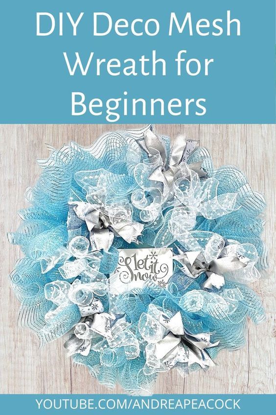 a blue wreath with the words diy deco mesh wreath for beginners