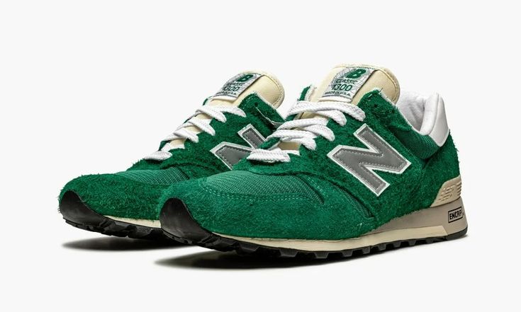 Shop 1300 "Aime Leon Dore - Green" at Stadium Goods, the world's premier marketplace for authentic sneakers and streetwear. In stock and ready to ship. New Balance 1300, City Streetwear, Teddy Santis, Green New Balance, N Logo, Aime Leon Dore, Marathon Running Shoes, Sneaker Games, Stadium Goods