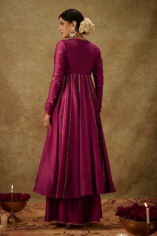 Magenta anarkali with floral zardozi embroidered yoke. Paired with kali pant and zari organza dupatta. - Aza Fashions Umbrella Cut Anarkali Dress Patterns, Magenta Anarkali, Floral Anarkali, Zardozi Embroidery, Anarkali Dress Pattern, Embroidered Hem, Women Kurta, Sharara Set, Organza Dupatta