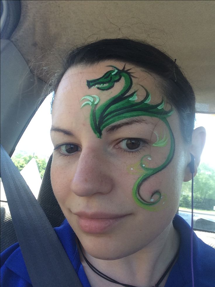 One Side Face Painting, Face Painting Dragon Easy, Dragon Face Paint Easy For Kids, Simple Dragon Face Paint, Dragon Face Painting Easy, Medieval Face Paint Ideas, Smiley Face Face Paint, Knight Face Paint, Simple Face Painting Ideas For Kids Boys