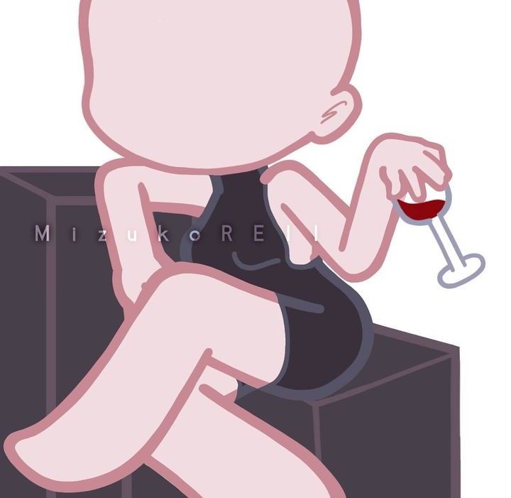 a person sitting on a box with a wine glass in their hand and the word mizu re written below it