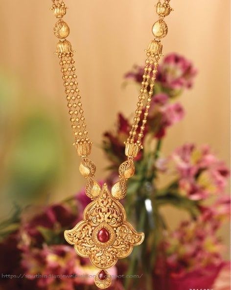 Latest Gold Jewellery Designs By Tanishq Long Neckless Gold Jewelry Latest, Rivaah By Tanishq, Long Haram Designs Indian Gold Latest, Latest Gold Jewellery Designs, Tanishq Jewellery, Latest Gold Jewellery, Gold Jewels Design, Rani Haar, Gold Jewelry Outfits