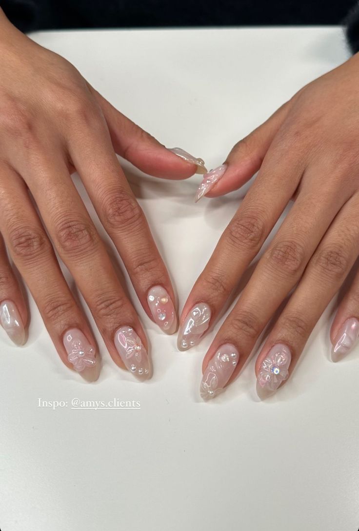 White Japanese Nails, Japanese Almond Nails, Japanese Jelly Nails, Japanese Style Nails, Japan Nails, Nail Display, Soft Gel Nails, November Nails, Subtle Nails