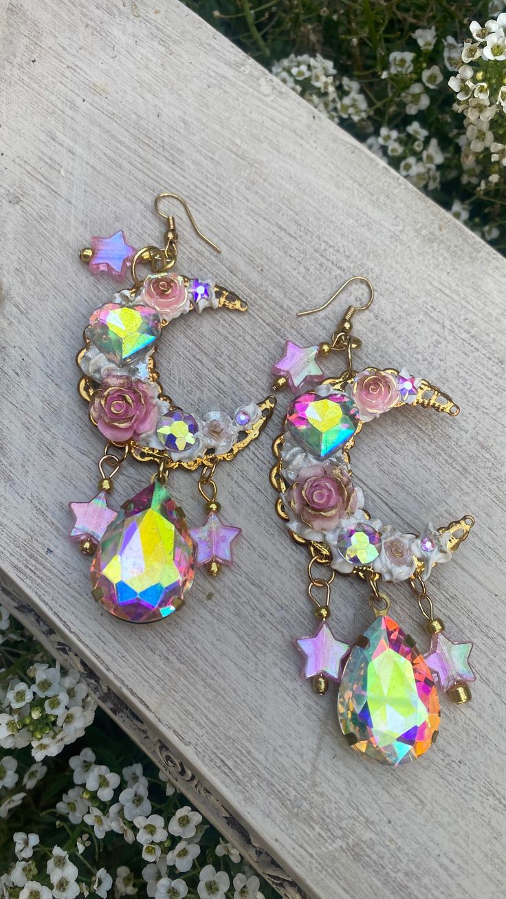 Large moon earrings hand made by Caitlin Bourhenne Couture Cute Accessories Aesthetic, Whimsical Earrings, Women's Jewelry And Accessories, Funky Jewelry, Moon Earrings, Heart Beads, Girly Jewelry, Dream Jewelry, Cute Earrings