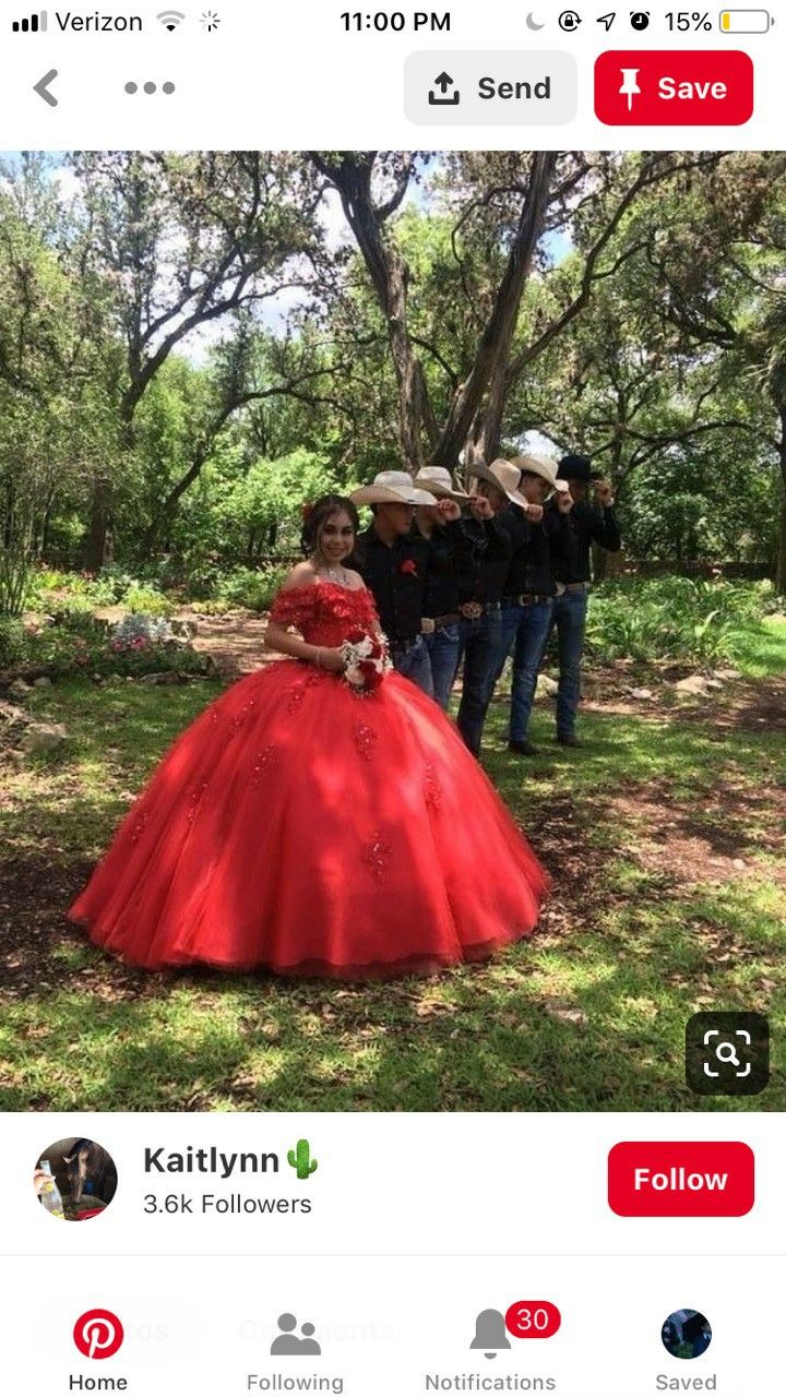 Ranchera Quinceanera Dresses, Red Vaquera Outfits, Chambelanes Outfits Quinceanera Red, Vaquera Quinceanera Ideas, Quince Chambelanes Outfits, Quinceanera Chambelanes, Mariachi Quinceanera Dress, Chambelanes Outfits Quinceanera, Chambelan Outfits