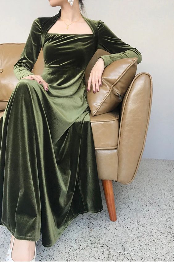 Green Velvet Prom Dress, Bridesmaid Dress Velvet, Velvet Bridesmaid Dress, Prom Dress A Line, Velvet Bridesmaid, Long Tunic Dress, Velvet Prom Dress, Velvet Bridesmaid Dresses, Chique Outfits