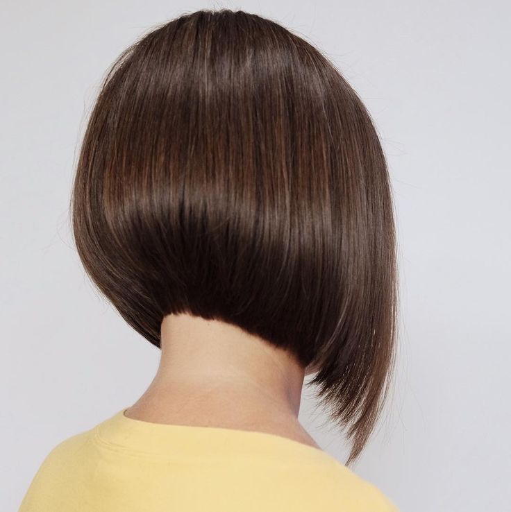 Bob Pendek, Corte Chanel, Hairstyle Bob, Spiky Hairstyles, Inverted Long Bob, Inverted Bob Haircuts, Angled Bob Haircuts, Bob Haircut Ideas, Asymmetrical Bob Haircuts