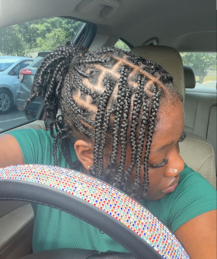 Natural Braided Hairstyles Without Weave For Women, Short Natural Knotless Braids, Single Braids Natural Hair No Weave, Natural Braids 4c Hair, Plats Hairstyles Black Natural Hair, Natural Plats Hair, Individual Braids On Natural Hair, Natural Single Braids Real Hair, Small Plats Braids Natural Hair