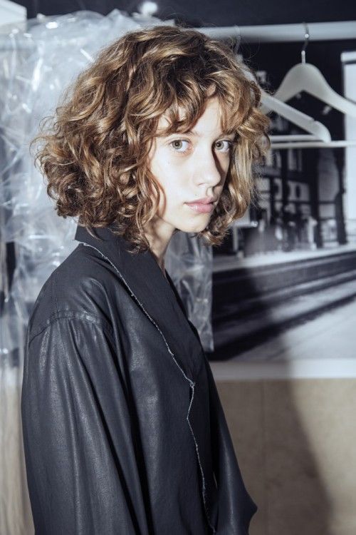 Kręcony Bob, Woman With Curly Hair, Short Curly Haircuts, Cut My Hair, Curly Hair Cuts, Short Curly Hair, Hair Envy, Grunge Hair, Hairstyles Haircuts