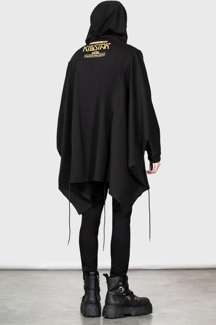 BAD OMENS.- Super soft cotton.- Statement graphic.- XL drawstring hood.- Batwing sleeves.- Relaxed fit.- Unisex, so it's for everyone!With KILLSTAR branding, Fabric 1: 100% Cotton, Fabric 2: 93% Viscose 7% Elastane.Machine wash cold (30°C) / Do not bleach / Do not tumble dry / Iron at low temperature / Do not dry clean. Imported. Oversized Cotton Techwear Hoodie, Edgy Oversized Hooded Sweatshirt, Oversized Cotton Hoodie In Techwear Style, Relaxed Fit Drawstring Hood Top For Streetwear, Edgy Oversized Long Sleeve Hoodie, Winter Cotton Top With Drawstring, Streetwear Tops With Drawstring Hood And Long Sleeves, Black Long Sleeve Sweatshirt With Drawstring, Oversized Edgy Hoodie For Fall