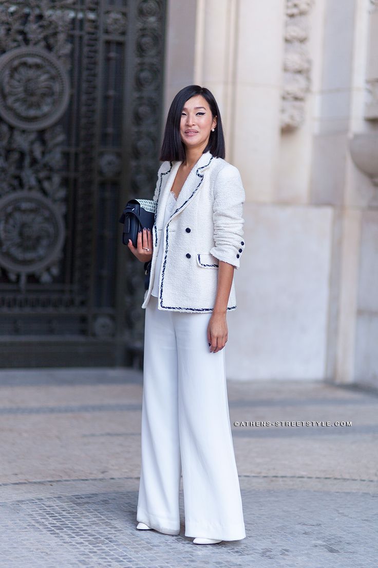 Nicole Warne Style, Blazer With White Pants, Classic Street Style, 2014 Street Style, Nicole Warne, Fashion 2014, Business Outfits Women, Woman Suit Fashion, Style Inspiration Winter