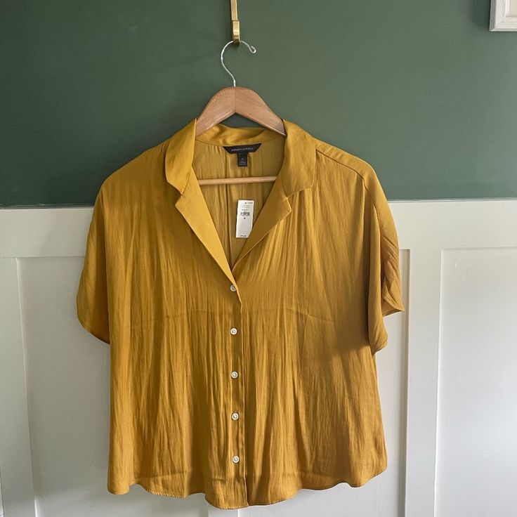 New With Tags Silk Blouse, So Beautiful Perfect Condition Gold Trendy Button-up Top, Trendy Gold Button-up Top, Gold Fitted Casual Blouse, Yellow V-neck Summer Shirt, Trendy Yellow Collared Tops, Yellow Relaxed Fit Blouse For Vacation, Yellow Relaxed Fit Short Sleeve Blouse, Yellow Blouse With Relaxed Fit And Short Sleeves, Yellow Collared Summer Tops