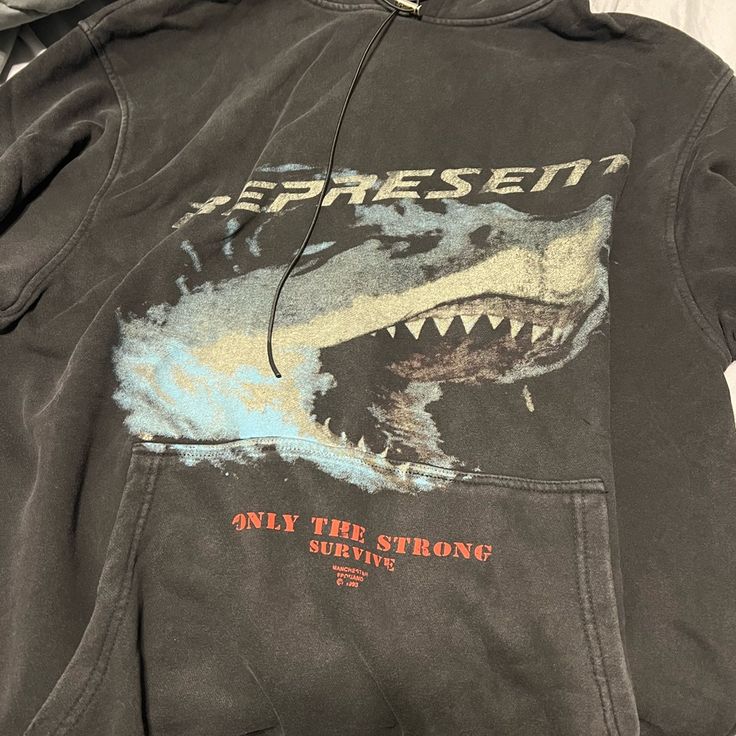 Represent S/S22 Shark Hoodie Purchased From Nordstrom Rack Back In 2022 For 600$ Scary Shark, Shark Clothes, Shark Sweater, Sharks Scary, Shark Stuff, Shark Hoodie, Cat Hoodie, List Ideas, Sharks