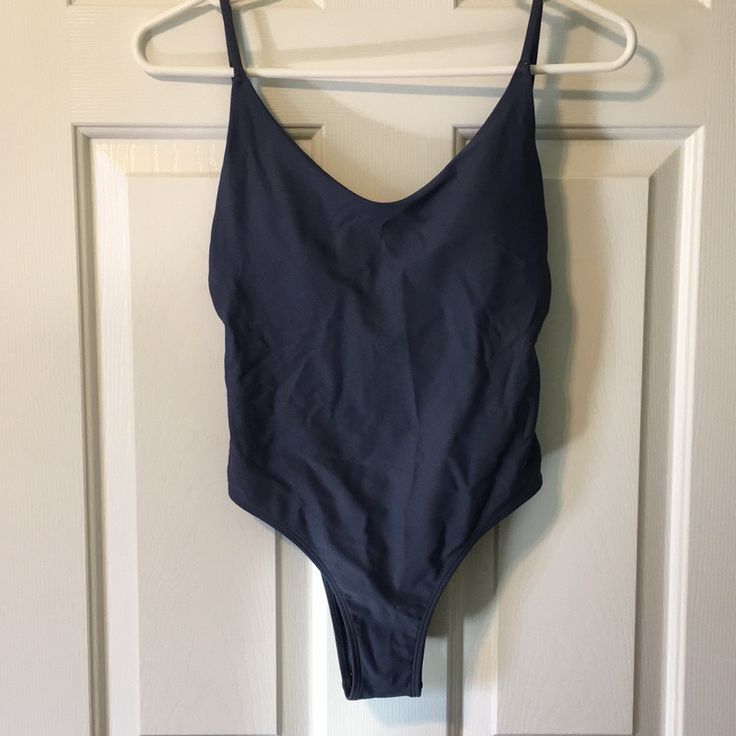 Aerie Super Scoop One Piece Swimsuit! Nwot I’ve Never Worn It Only Tried It On! Casual Seamless Bodysuit For Beach Season, Casual Seamless Bodysuit For Lounging, Seamless Casual Bodysuit For Lounging, Casual Seamless Bodysuit For Vacation, Casual Scoop Neck Bodysuit For Poolside, Seamless Blue Bodysuit For Loungewear, Casual Blue Scoop Neck Swimwear, Casual Lined Scoop Neck Swimwear, Casual Scoop Neck Lined Swimwear