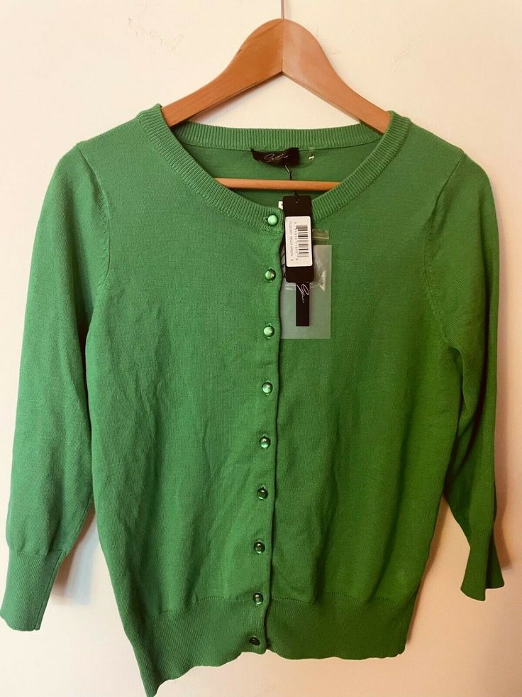 women kelly green soft sweater size s. Green Long Sleeve Cotton Sweater, Green Fitted Casual Sweater, Trendy Fitted Green Sweater, Trendy Green Cotton Sweater, Green Cotton Cardigan For Workwear, Green Cotton Sweater For Spring, Green Crew Neck Cardigan For Work, Spring Green Cotton Sweater, Green Cotton Cardigan For Winter