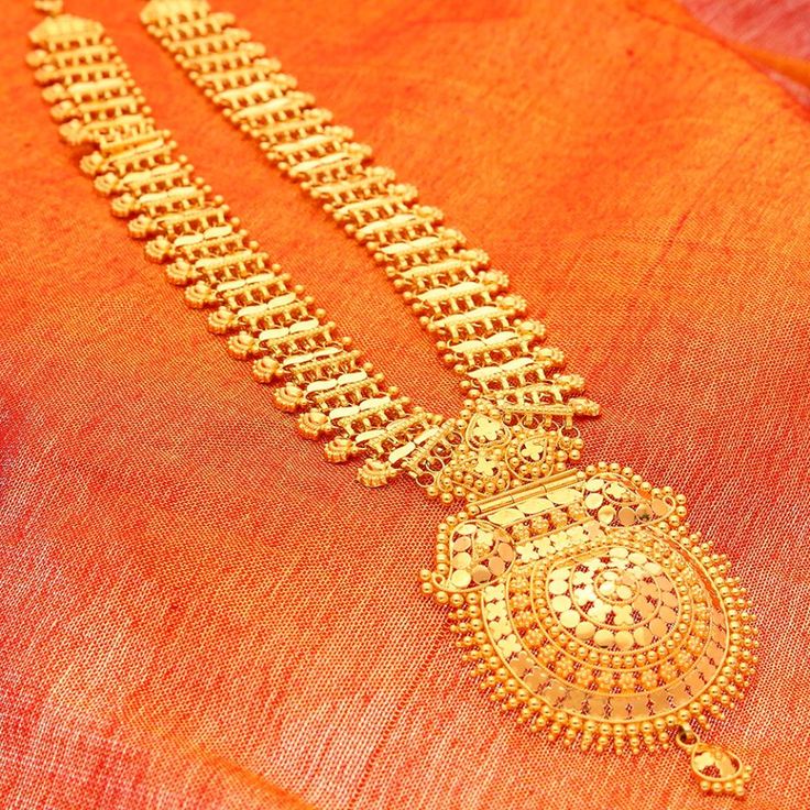 Gold Chandan Haar Designs, Gold Chandan Haar Collections, Gold Chandan Haar Models. Chandan Haar Designs, Long Rani Haar Designs Gold, Ranihar Design Gold, Chandan Haar Jewellery Gold, Haar Design In Gold, Neklesh Gold Jewelry Simple, Gold Rani Haar New Design, Manubhai Jewellers, Trend Earrings