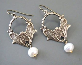 Brass Wedding, Art Nouveau Earring, Bridal Earrings Drop, Pearl Earrings Wedding, Vintage Jewelry Art, Bainbridge Island, Bridal Earrings Pearl, Art Nouveau Jewelry, Art Deco Jewelry