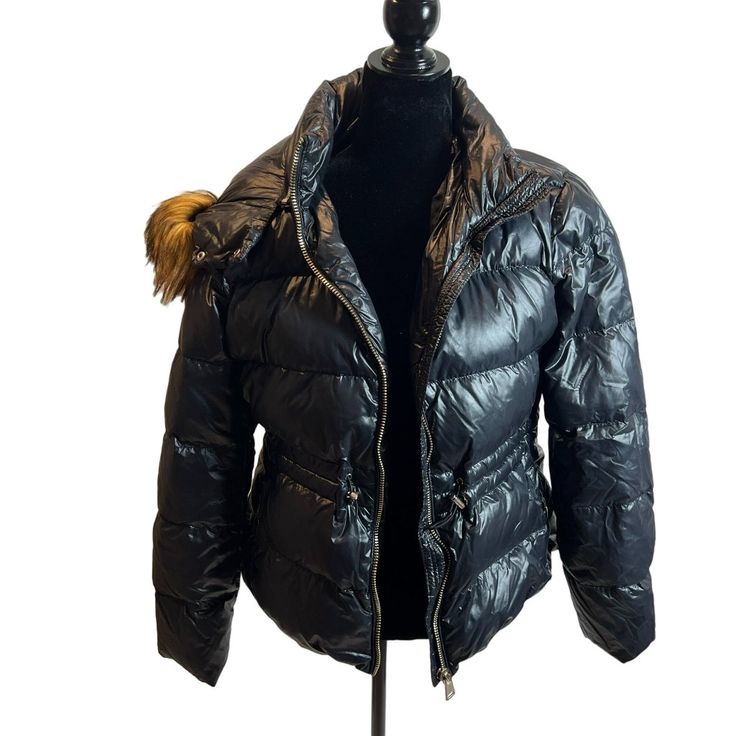 Zara Woman Down Jacket Faux Fur Shinny Leather Puffer Hooded Zip Lined Black Xl Good Preowned Condition No Flaws Same Day Shipping Please Review All Pictures Before Purchase. Measurements Are Approximate All Measurements Are Flat Lay Pet Free. Smoke Free Home. ****Expect Normal Wear Which Come With Preowned Clothing. Any Exceptional Wear Or Flaws Would Be Pointed Out Or Noted In Pictures. Features: Shinny Leather Exterior For A Sleek And Trendy Look Ideal For Winter Weather And Cold Climates Insulated To Keep You Warm Without Adding Bulk Stylish Black Color For Versatility In Outfit Pairings Puffer Jacket Winter Solid Made In Myanmar Dry C Zara Hooded Puffer Jacket, Leather Puffer, Winter Weather, Zara Jackets, Zara Woman, Faux Fur Jacket, Zara Black, Zara Women, Myanmar