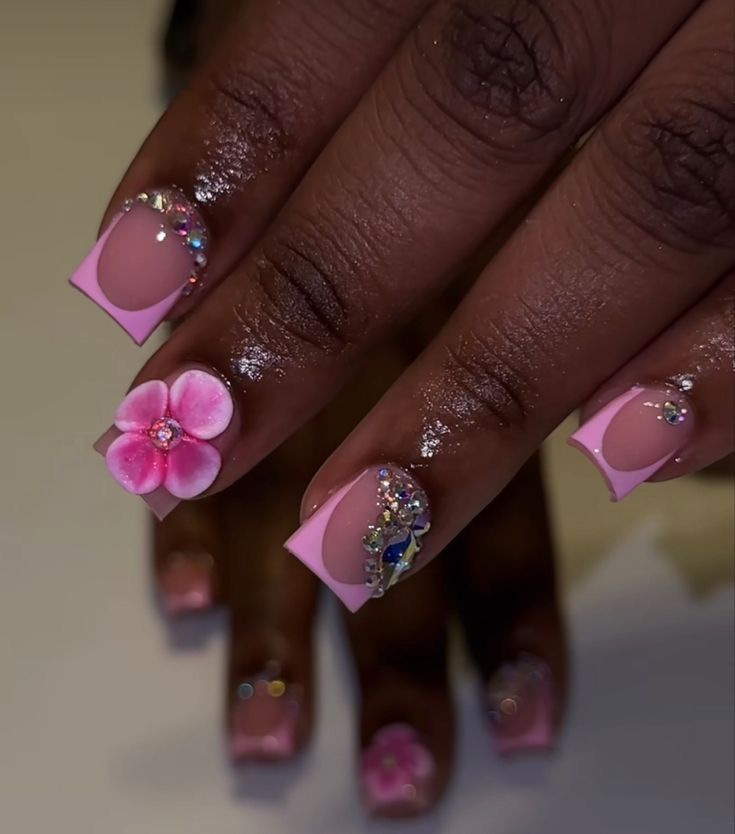 Cute Short Nail Sets, Drippy Nails, Acrylic Toe Nails, Acrylic Nail Set, Hard Nails, Colored Acrylic Nails, Girly Acrylic Nails, French Tip Acrylic Nails, Dope Nail Designs