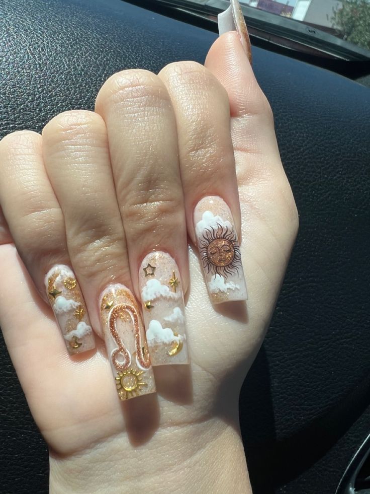 Summer Birthday Nails Square, Earth Sign Nails, Brown Bling Acrylic Nails, Gold Leo Nails, Astrology Nails Acrylic, Leo Bday Nails, Leo Acrylic Nails Zodiac, Aries Zodiac Nail Designs, Leo Nail Ideas