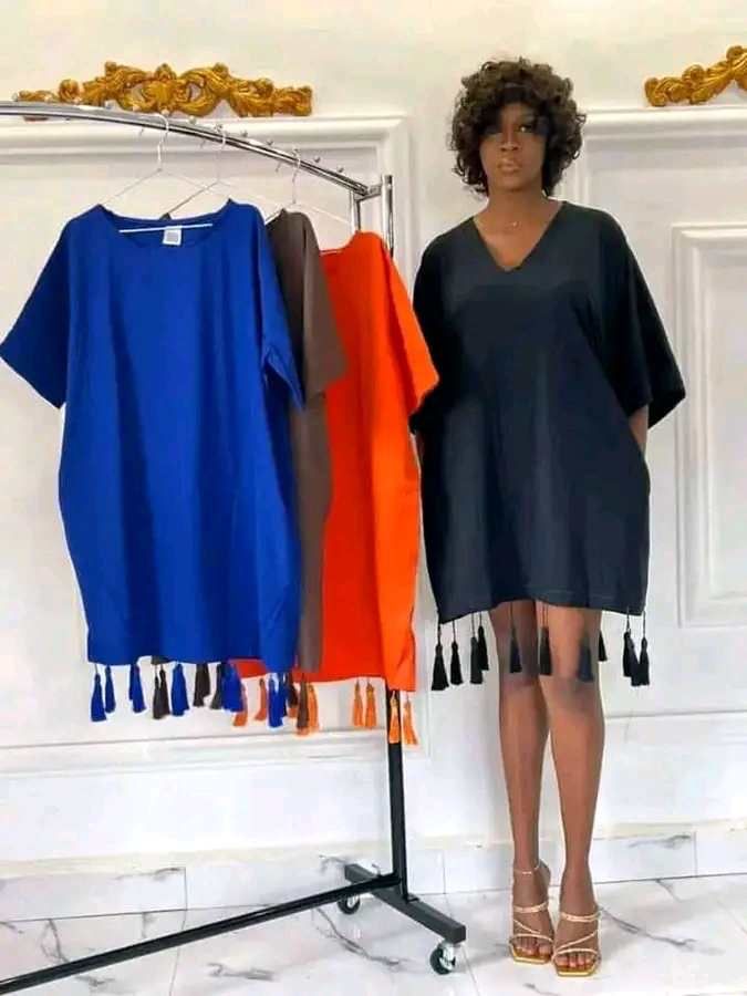 Short Casual Gowns, Short Free Ankara Gown Styles, Ankara Kaba Styles, Vintage Material Short Gown Style, Short Free Gown, Simple Short Gown, Simple Short Gowns Classy, Short Gown For Ladies, Short Bubu Gown Styles