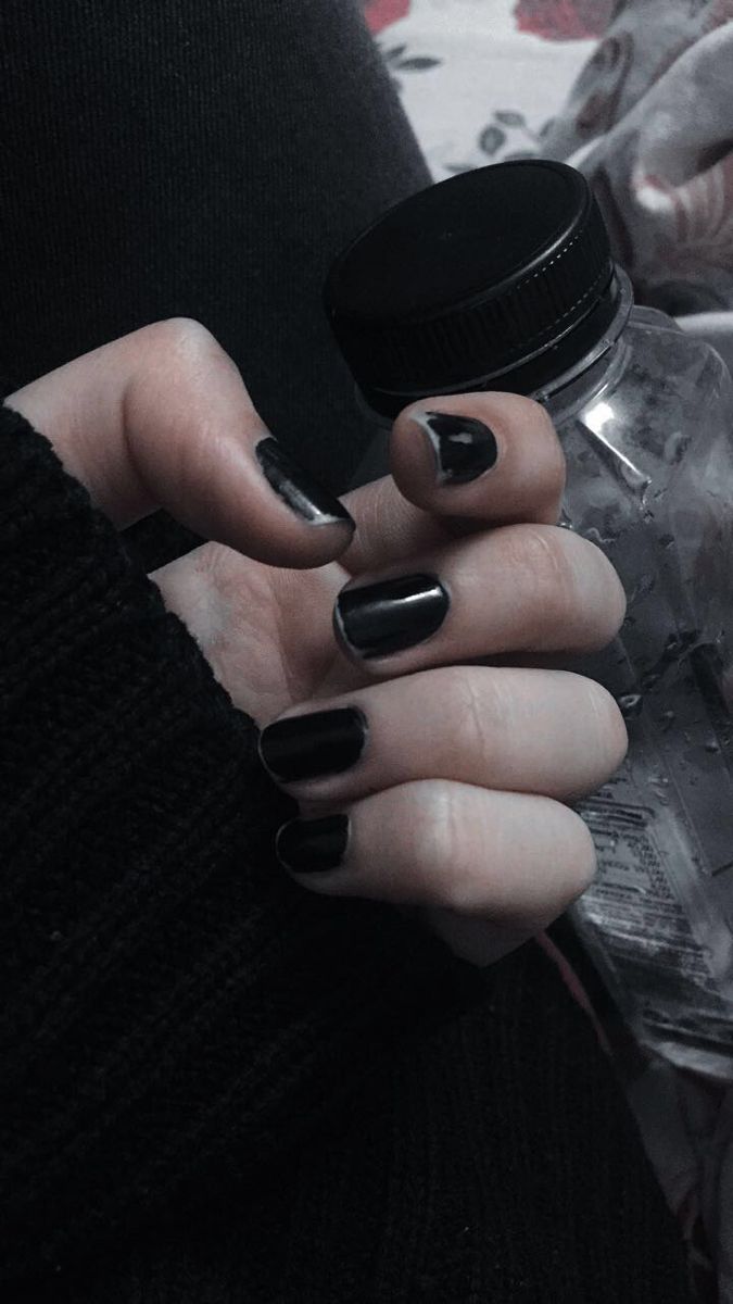 Masculine Hands Aesthetic, Black Nails Chipped, Black Nailpolish Aesthetic, Chipped Black Nail Polish, Black Painted Nails Aesthetic, Men With Black Nail Polish, Male Black Nails, Chipped Black Nails Aesthetic, Black Ring Aesthetic