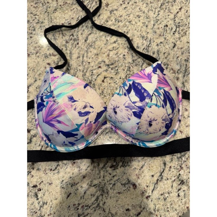 Victoria’s Secret Floral Bathing Suit Bikini Top Never Used No Flaws Size: 34dd Summer Stretch Push-up Swimwear, Vacation Swimwear Bra Friendly Push-up, Vacation Push-up Swimwear, Bra Friendly, Beach Push-up Swimwear With Built-in Bra, Push-up Swimwear For Summer, Summer Vacation Bra With Padded Cups, Spring Padded Swimwear For Swimming, Padded Swimwear For Spring, Beach Push-up Bra With Padded Cups