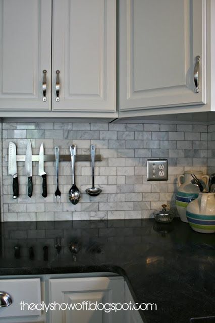 the kitchen counter is clean and ready for us to use