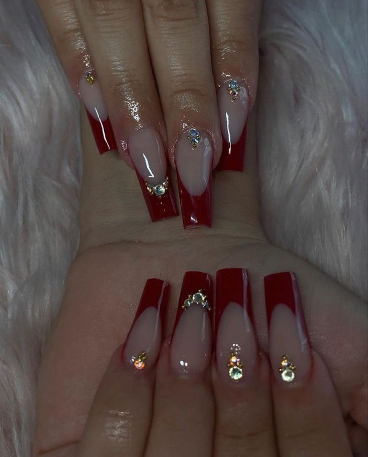 Red Glittery Acrylic Nails, Deep Red Nails Acrylic Art Designs, Classy Birthday Acrylic Nails, Red Nails For Quinceanera Medium, Red Nail Inspo With Gems, Red Quince Nails Acrylic, Red Quinceañera Nails, Red Prom Nails Coffin, Nail Ideas For Prom Red