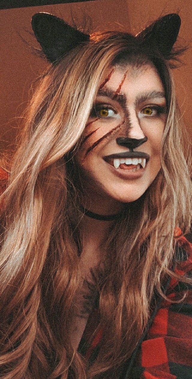 Scary Wolf Makeup, Werewolf Makeup Women, Womens Wolf Makeup, Cute Wolf Makeup Halloween, Diy Wolf Makeup For Women, Women Wolf Makeup, Werewolf Eye Makeup, Women Werewolf Makeup, Female Wolf Makeup