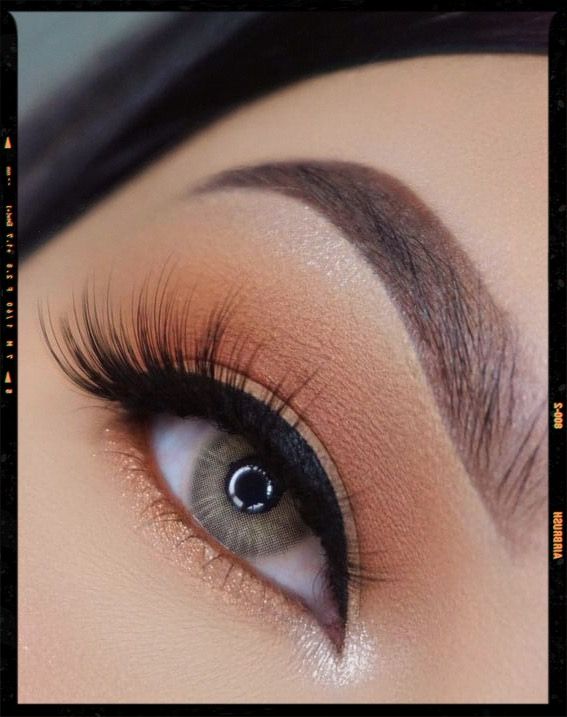 Light Peach Makeup, Peach Dress Eye Makeup, Soft Peach Eye Makeup, Makeup Looks For Peach Dress, Makeup With Peach Dress, Natural Peachy Makeup, Peach Eye Makeup Tutorial, Peach Eyeshadow Looks, Vestidos Color Melon