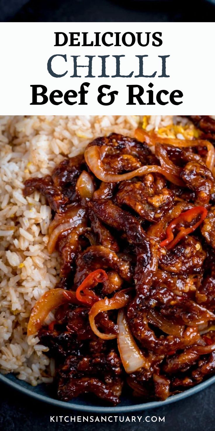 delicious chili beef and rice in a skillet with the title above it reads delicious chilli beef and rice