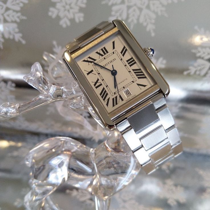 New & Pre-Owned Luxury WatchesさんはInstagramを��利用しています:「Cartier Tank Solo W5200028 - 2018 New and Unworn fully stickered with box and papers, List Price £3150 Our Price £2500 - Only 1 left in…」 Cartier Tank Solo, Cartier Tank, Square Watch, Only 1, Luxury Watches, Cartier, Instagram, Art