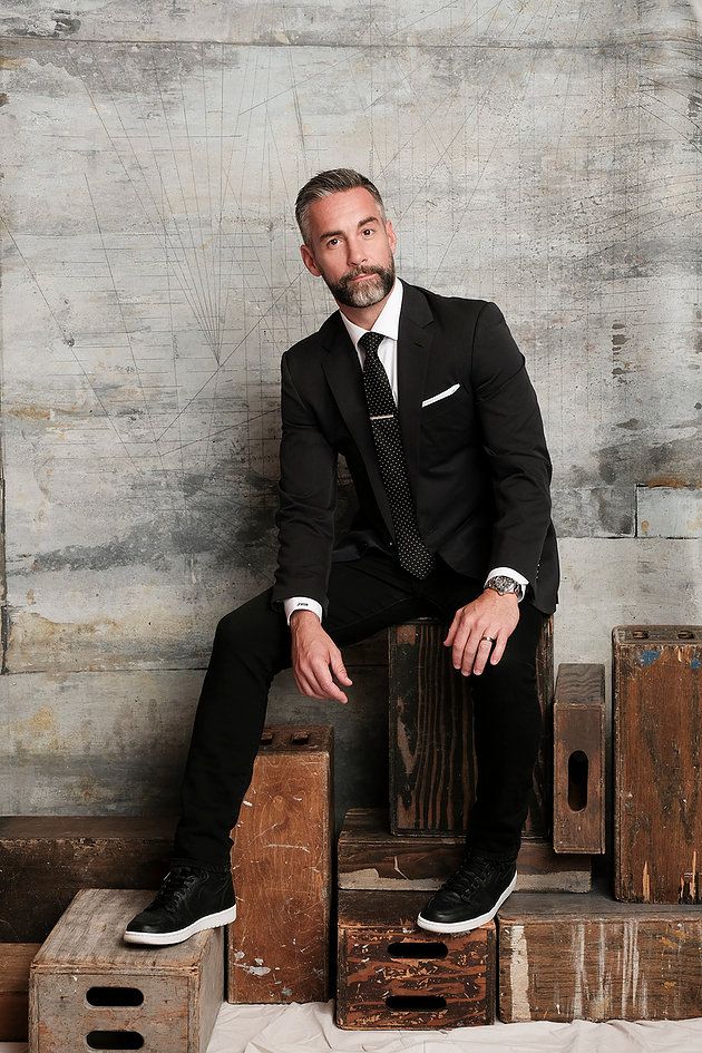 Jay Harrington, Strong Woman Tattoos, Beautiful Women Quotes, Handsome Men Quotes, Men Quotes Funny, Fitness Boutique, Handsome Arab Men, Male Celebs, Star Struck