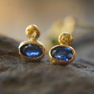 24k Solid Gold//tanzanite & Tourmaline//pink Sapphire | Etsy Gold Sapphire Earrings Gift, Sapphire Earrings Gold, Gold Ruby Necklace, Blue Sapphire Earrings, Kyanite Earrings, Blue Sapphire Studs, Pink Sapphire Earrings, Earrings Sapphire, Sapphire Earrings Studs