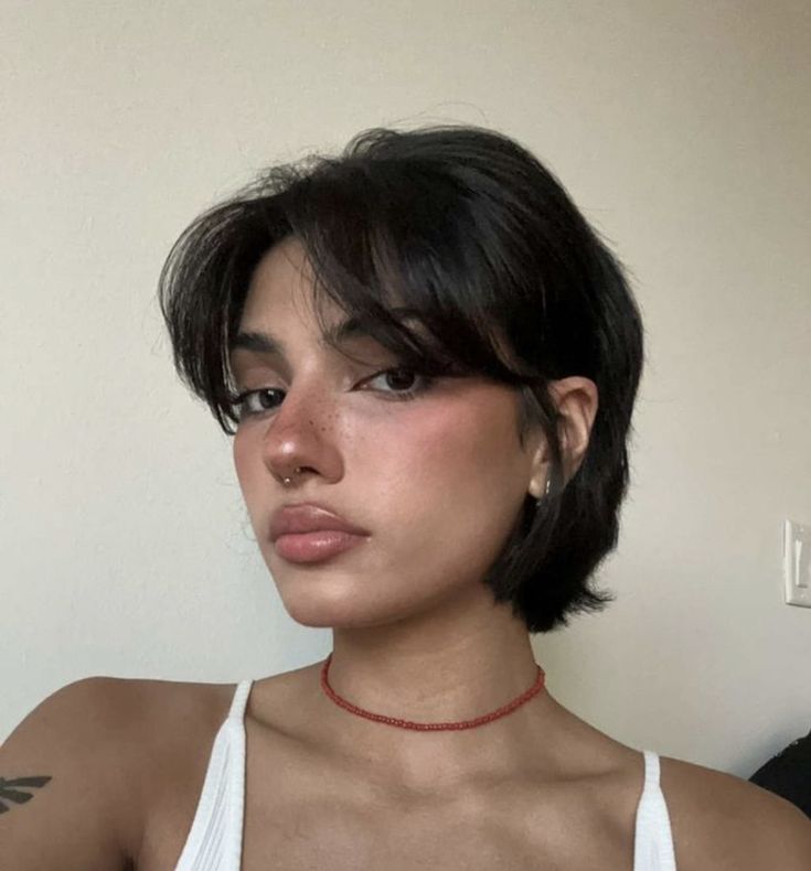 Short Hair Pixie, 90s Haircuts, Long Face Haircuts, Beauty Hair Color, Brown Hair Inspo, Really Short Hair, Ginger Hair Color, Short Hair Pixie Cuts, Asian Short Hair