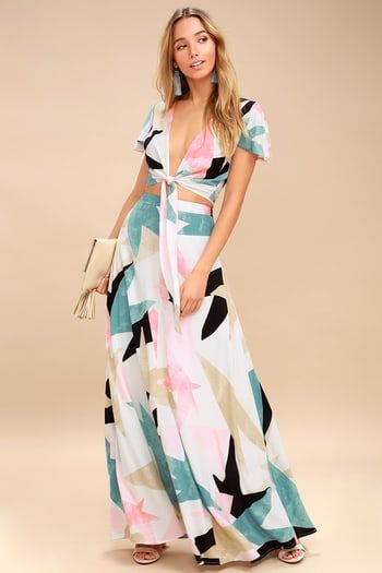 Cute Maxi Dresses | Find Long Dresses for Women at Lulus Chic Striped Dresses For Day Out, Striped Short Sleeve Dresses For Spring, Striped V-neck Maxi Dress For Party, Chic Striped Dresses For Brunch, Striped V-neck Maxi Dress For Spring, Spring Party Striped Maxi Dress, Chic Striped Maxi Dress, Chic Striped Maxi Dress For Vacation, Striped Fitted Dress For Vacation