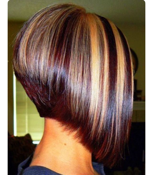 Bob Hair Color, Inverted Bob Hairstyles, Inverted Bob, Short Bob Haircuts, Penteado Cabelo Curto, Hair Color Highlights, Hair Color And Cut, Bob Hair, Short Bob Hairstyles