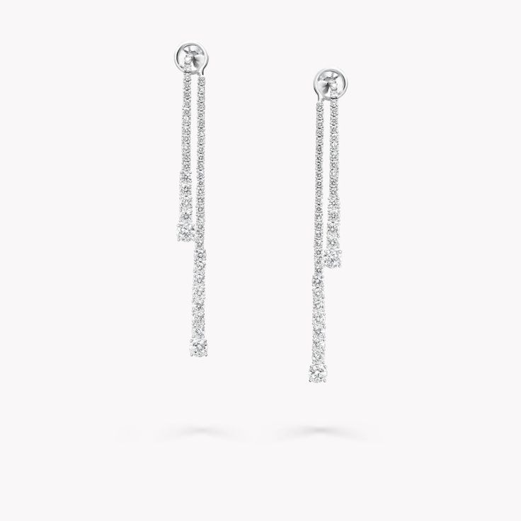 Discover our Double Strand Earrings in Diamond from the Classic Graff Earrings Collection at Graff. Graff Jewelry, Dream University, Graff Diamonds, Round Diamond Earrings, Diamond Earrings Studs Round, Earrings Ideas, Simple Stud Earrings, Fine Diamond Jewelry, Cartier Jewelry