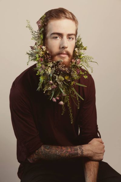 Man With Flowers, Beard Decorations, Flower Beard, Flower Boys, Beard Care, Green Man, Facial Hair, Beards, Bearded Men