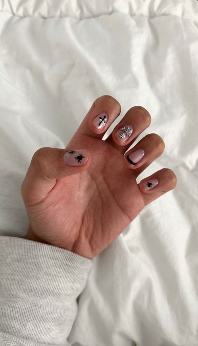 chrome hearts, cross, black french tips, spiders nails Chrome Heart Nails Men, Mens Nail Art Designs Black, Male Nail Designs Black, Gel Manicure Designs Natural Nails, Black Nail Designs Men, Stud Nail Ideas, Black Chrome Heart Nails, Spiders Nails, Manicure Ideas For Men