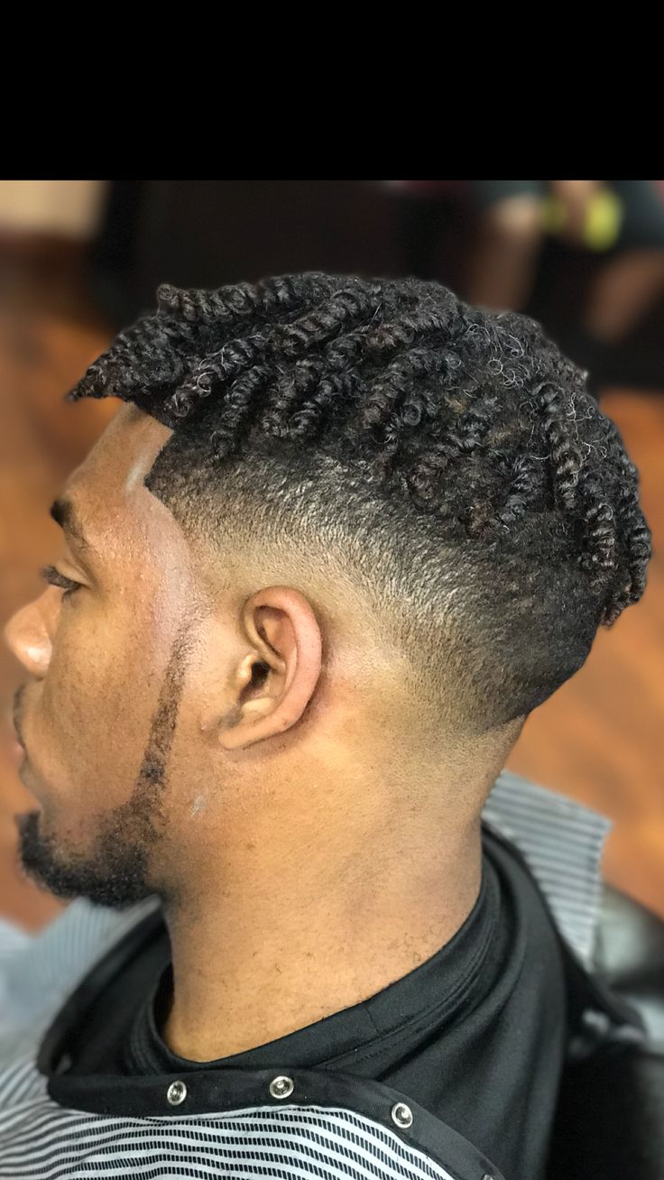 Two Strand Twist Bun Men, Twist Men, Twist Hair Men, Mens Twists Hairstyles, Short Hair Twist Styles, Afro Hairstyles Men, Blonde Dreadlocks, Short Twists, Two Strand Twist