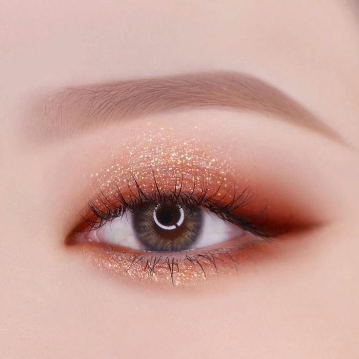 Peach Eye Makeup, Eye Makeup Guide, Korean Makeup Look, Peach Makeup, Face Art Makeup, Korean Eye Makeup, Asian Eye Makeup, Eye Makeup Art, Kiss Makeup