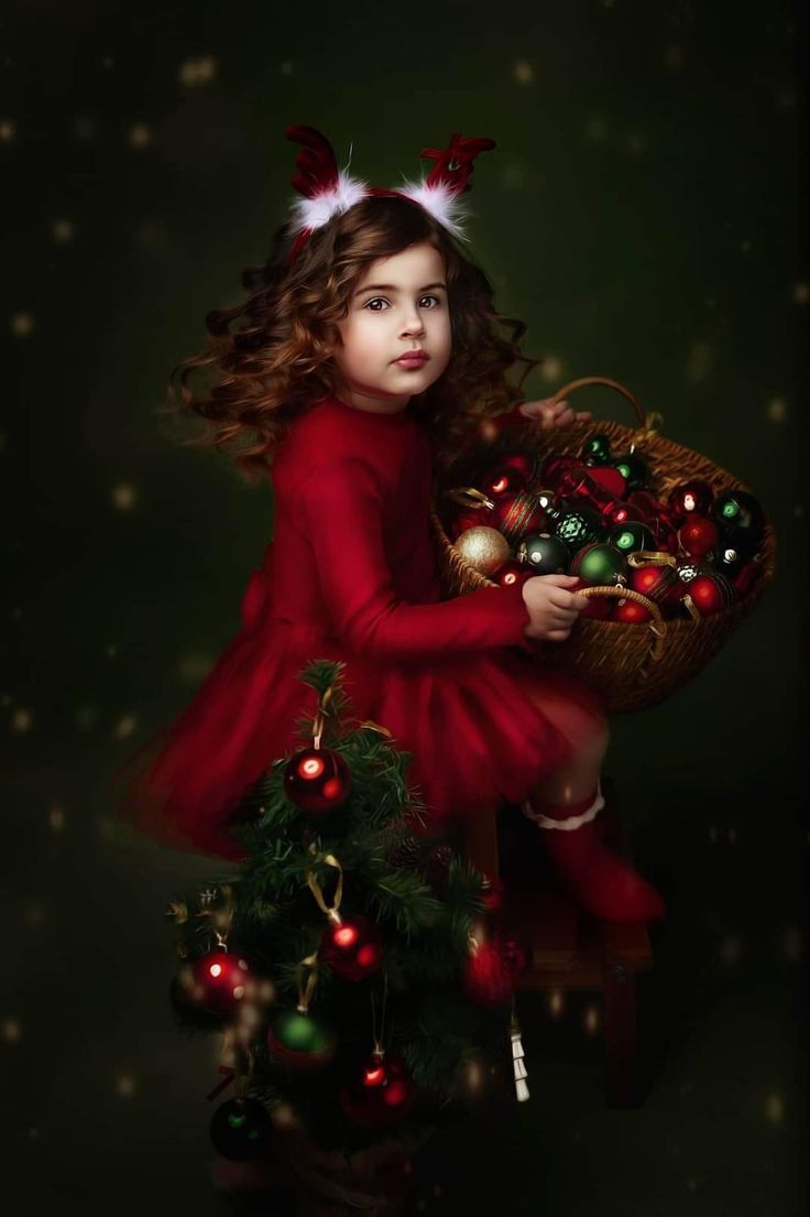 Christmas Photoshoot Kids, Christmas Poses, Christmas Portraits, Christmas Mini Sessions, Christmas Beauty, Christmas Blessings, London Christmas, Christmas Photography, Fine Art Portraits