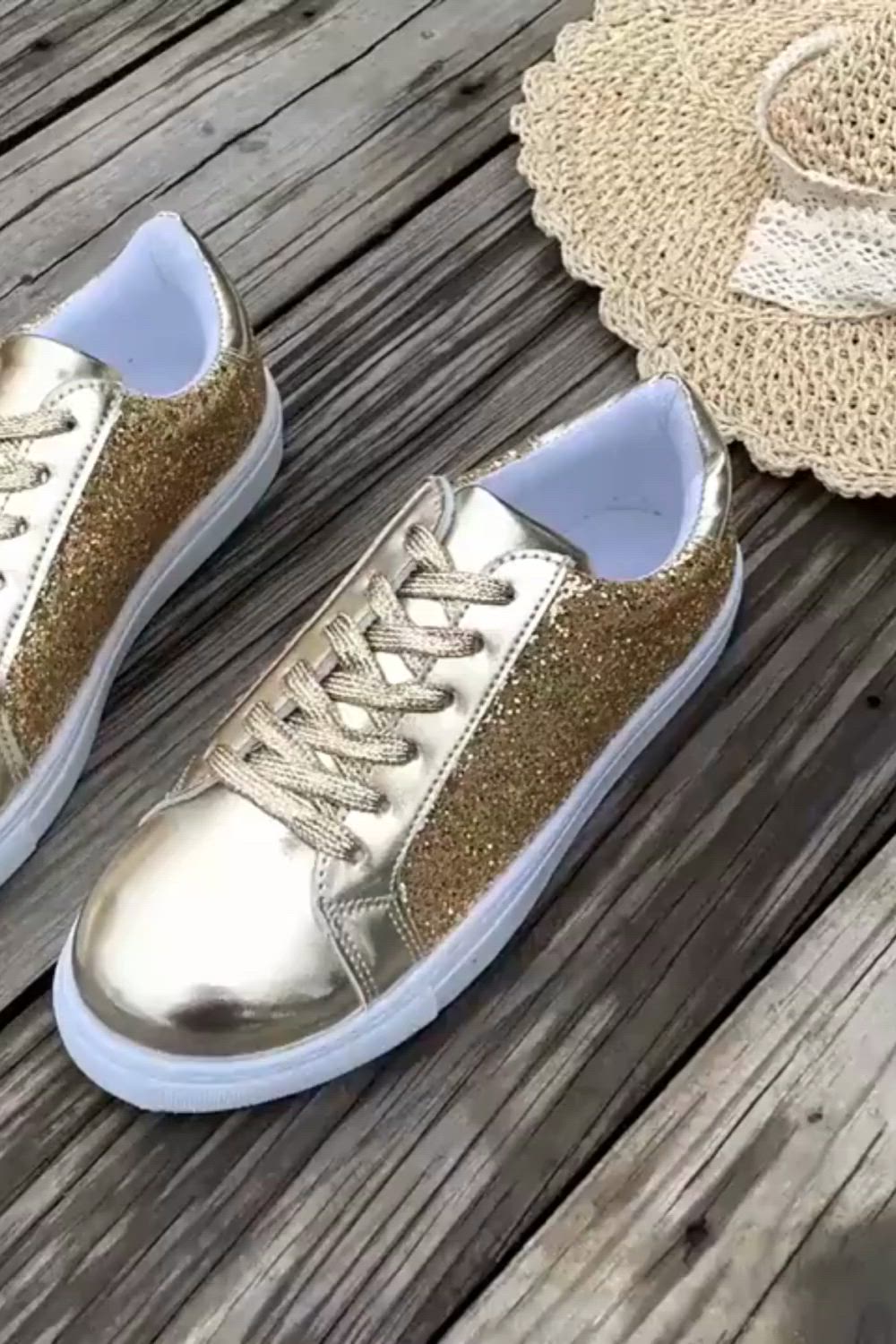 Elevate your style with our Women's Glitter Flat Sneakers. These fashionable lace-up low top shoes add a touch of sparkle to any outfit. Perfect for casual walks or skating, they offer both comfort and versatility.