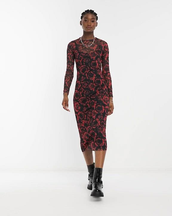 Dress by New Look Low effort, high reward All-over print Crew neck Long sleeves Regular fit