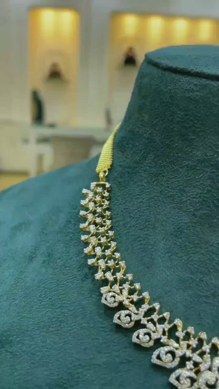 This contains an image of: 🔥 Traditional Diamond Necklace Crafted in 18 kt Gold Studded with VVS EF