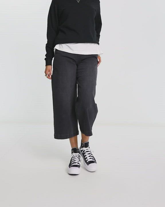 Jeans by French Connection The denim of your dreams Wide leg High rise Belt loops Five pockets Cropped hem